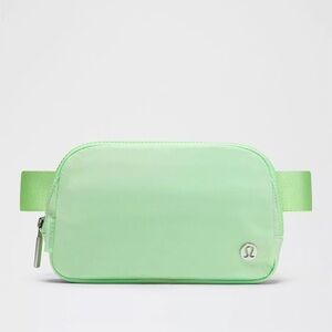 Lululemon Everywhere Belt Bag Citra Lime